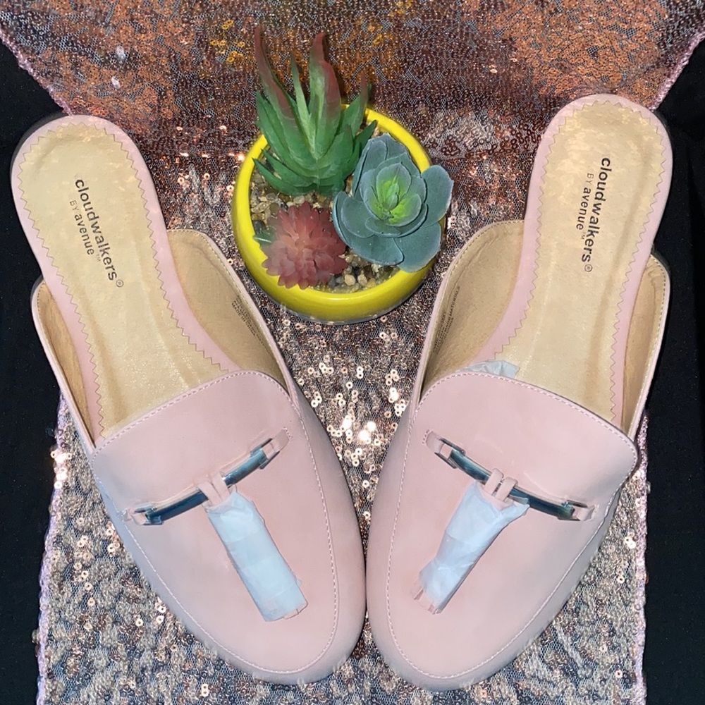 🌸 Cute blush mules🌸